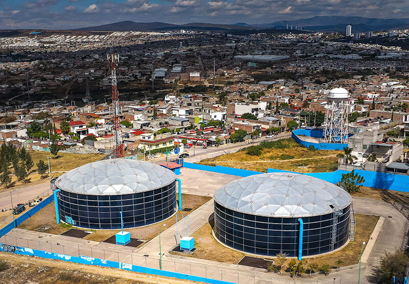 Glass-fused-to-steel storage tank for municipal and industrial water applications