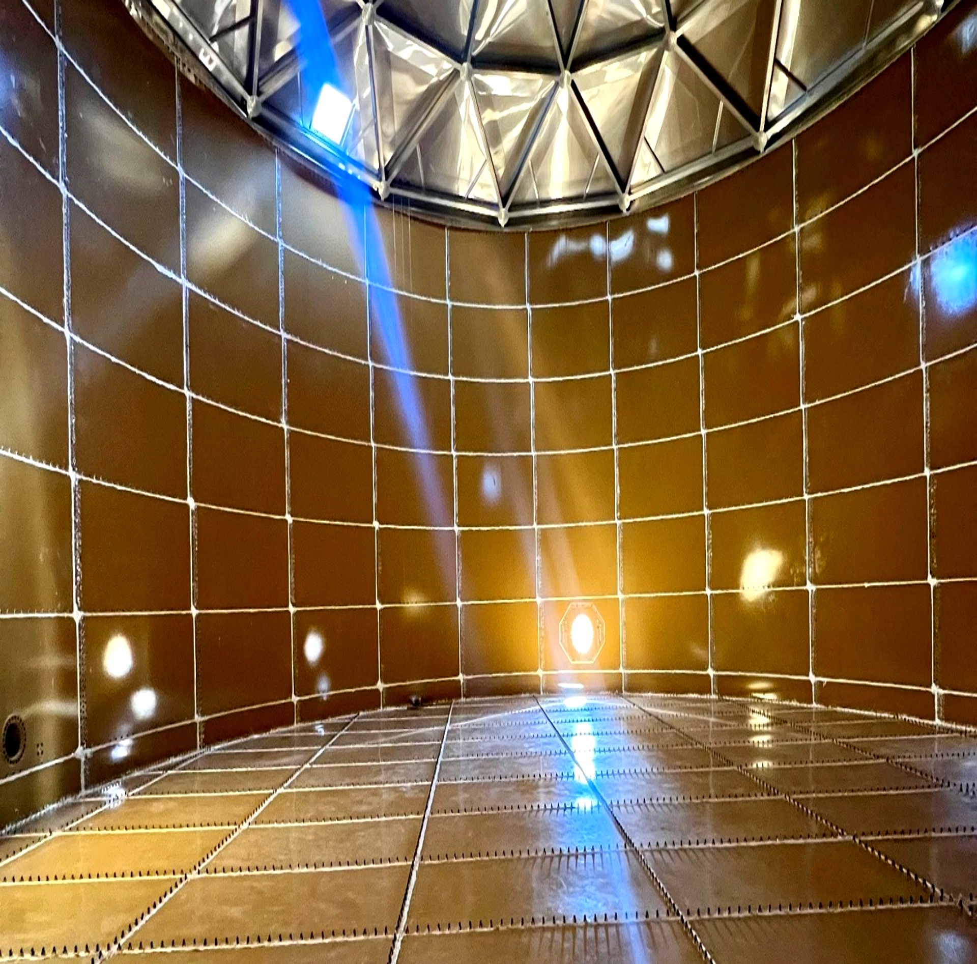 Epoxy-coated carbon steel tank interior for potable water and industrial storage applications