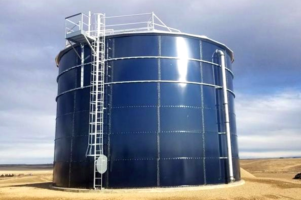 Glass-fused-to-steel storage tank system for municipal and industrial water applications